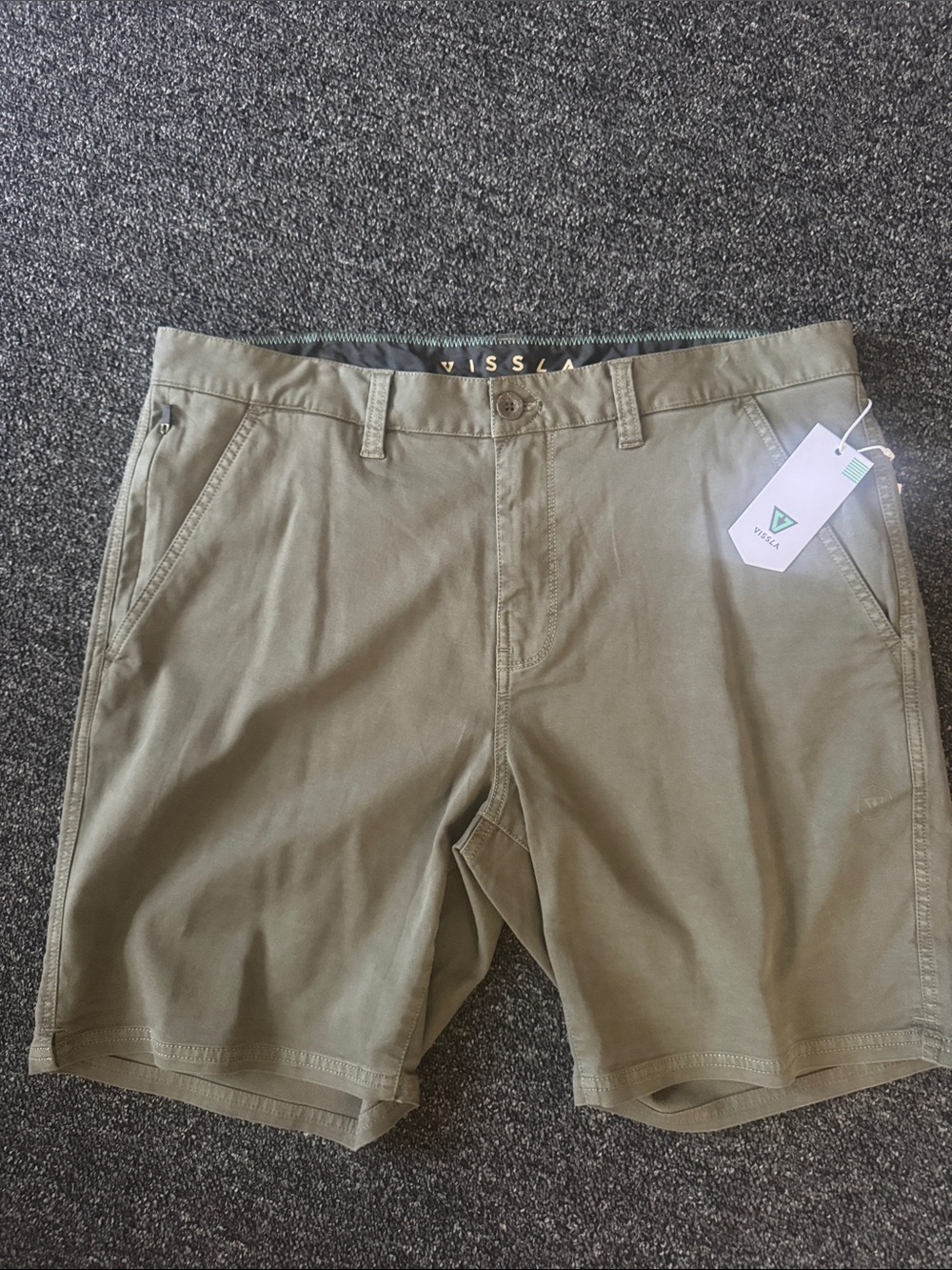 VISSLA Olive el captain Flat Front Chino Shorts